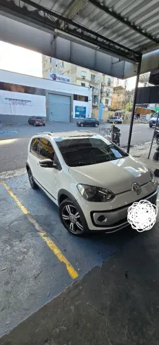 Volkswagen Up! Cross I Motion 1.0 T.flex 12V 5P 2016