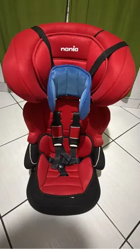 Cadeirinha nova