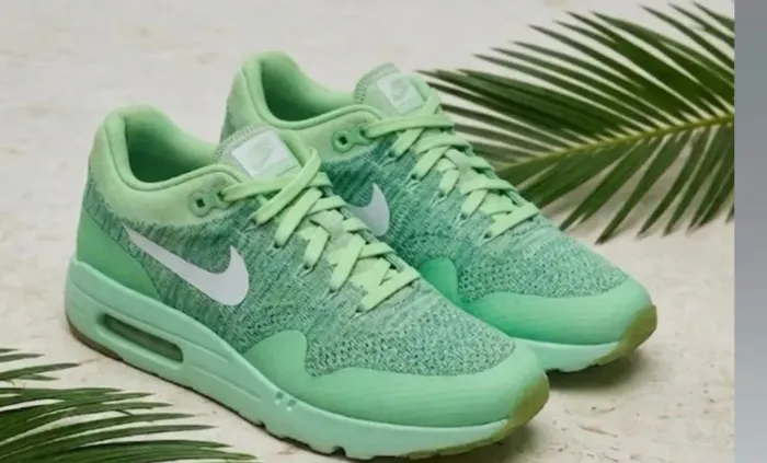 Nike Sport / Treino/ Passeio $514- Size 41