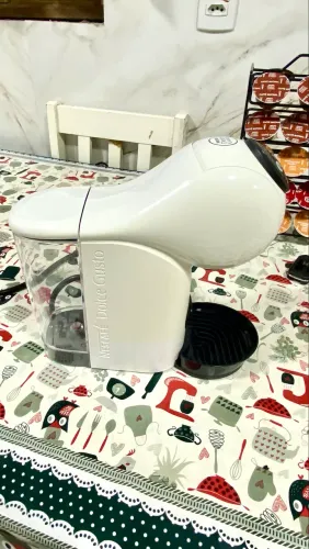 Vendo Cafeteira Dolce Gusto 
