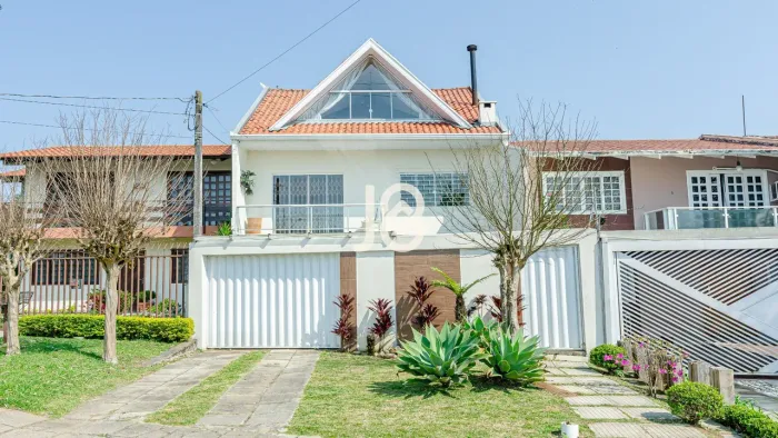 SOBRADO TRIPLEX NO PILARZINHO Sobrado triplex no pilarzinho - j8