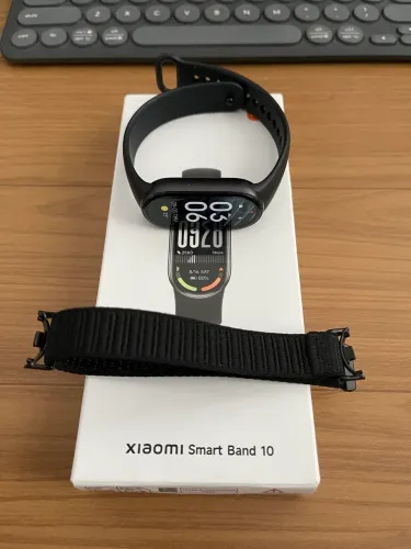 Mi Band 10 (2 semanas de uso) + pulseira
