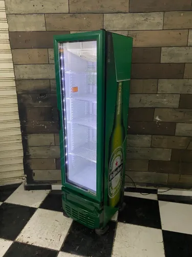 Expositora de bebidas Slin novinha entrega grátis