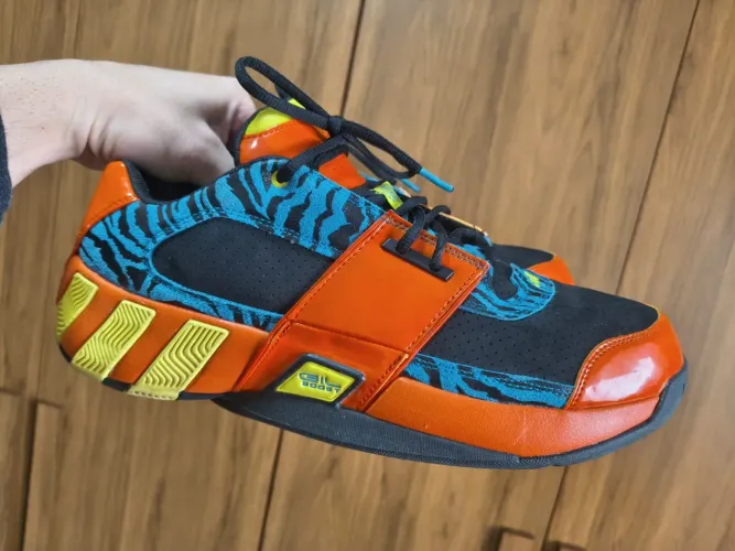 Tênis Basquete Adidas Agent Gil Zero - 47