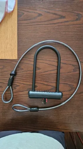 CADEADO U-LOCK + CABO ONGUARD 8154 PARA MOTO/BICICLETA
