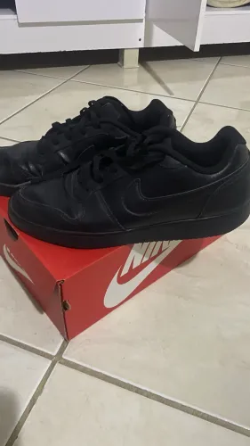 Tênis nike court low original Tam 43