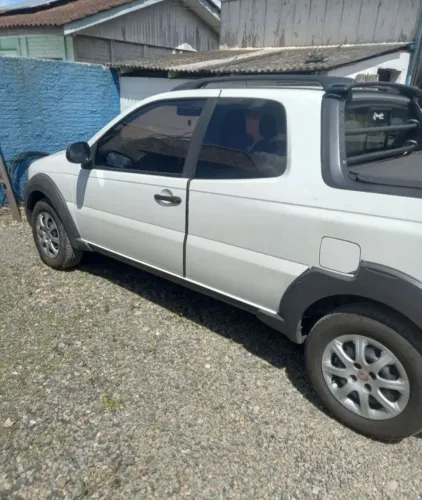 Fiat Strada Working Celeb.1.4 Fire Flex 8V CD 2016