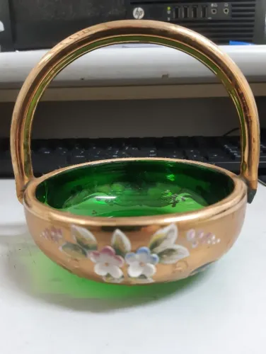 Cesta decorativa Bohemia Tcheca em cristal verde.