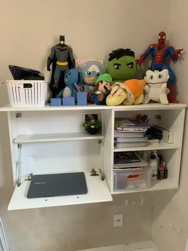 Mesa retrátil de parede
