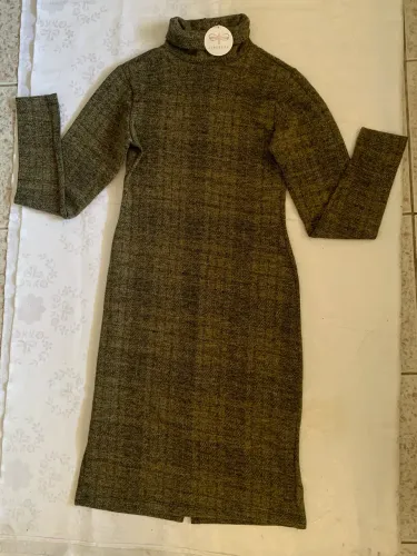 Vestido Feminino Gola Alta Manga Longa mesclado - Elegante