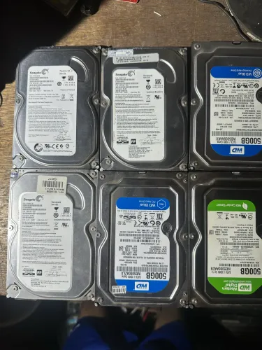 Lote com 6 HDs 3.5. Sata 500Gb  