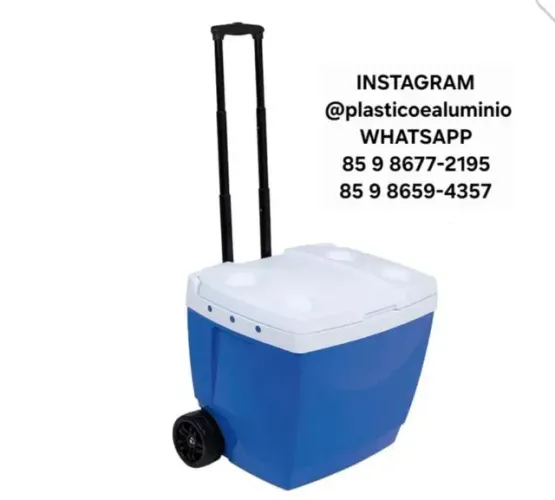 Cooler com Rodinhas e Puxador Cooler Mor capacidade 42 litros