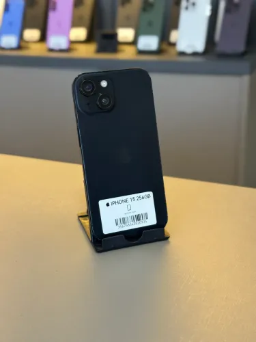 IPHONE 15 256 GIGAS SEMI NOVO