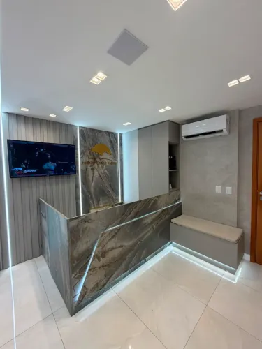 Sala comercial no HC Plaza