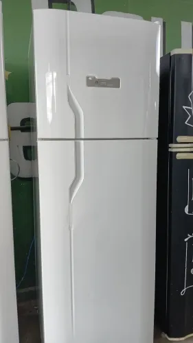 Vende-se Geladeira Dúplex Frost Free Eletrolux