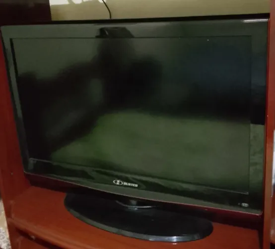 Tv para retirada de pecas
