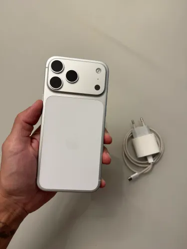 Oportunidade!!! iPhone 17 Pro Max 256GB na garantia Apple ate 05/27