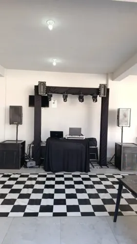 Locação de som para aniversário de 15 anos, casamento, serimonial etc..