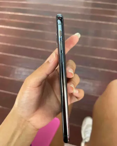 iPhone 11 Pro Max para trocar em play 5