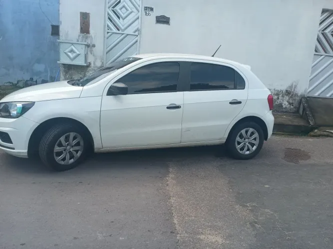 Alugo carro 