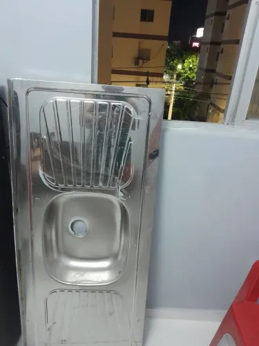 Vendo tanque de cozinha inox tramontina, nunca usado.