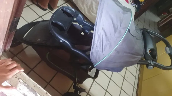 Carrinho de Bebê Baby Trend Travel System Amplo e Completo - Excelente Estado