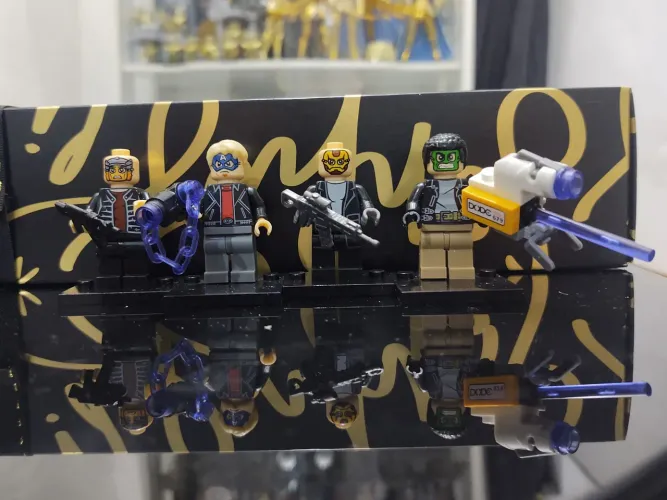 Lego Homem-Aranha: De Volta ao Lar - Gangue Vingadores coleção