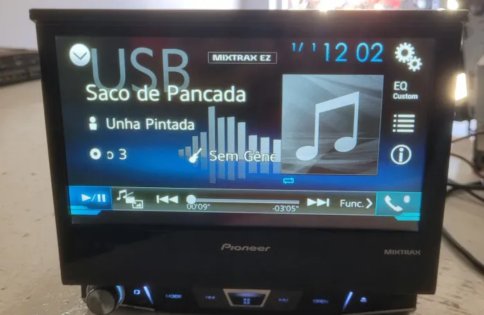 Pioneer AVH-X7880TV zerado