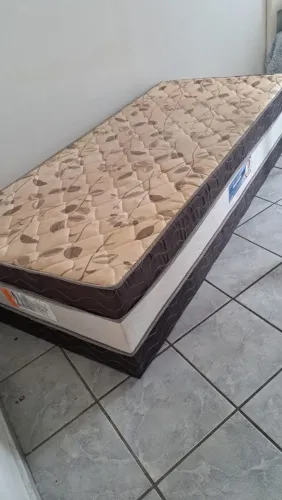 Cama box