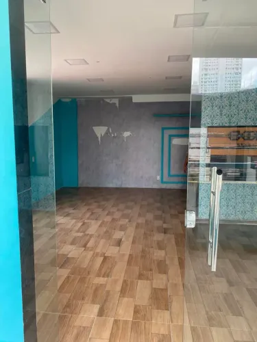 Ponto comercial na cremação altos 77m2 com sacada, Alcindo cacela com mundurucus