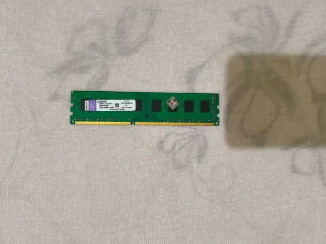 4gb ram ddr3 1333Mhz usada