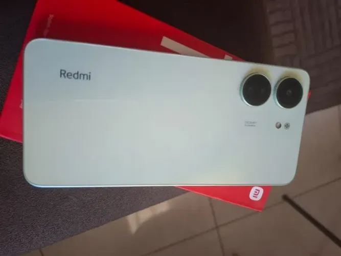 Celular Redmi 13C - 128 GB Verde