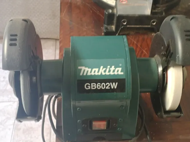 Makita esmeril GB602W novo 127V 
