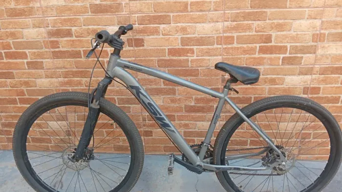 Bike KSW Aro 29 Freio Shimano 446, Pneu levorin eruption.