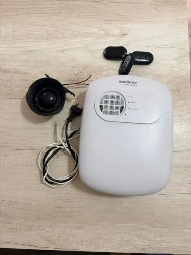 Central de Alarme Intelbras COM BATERIA Mod: ANM2004 MF