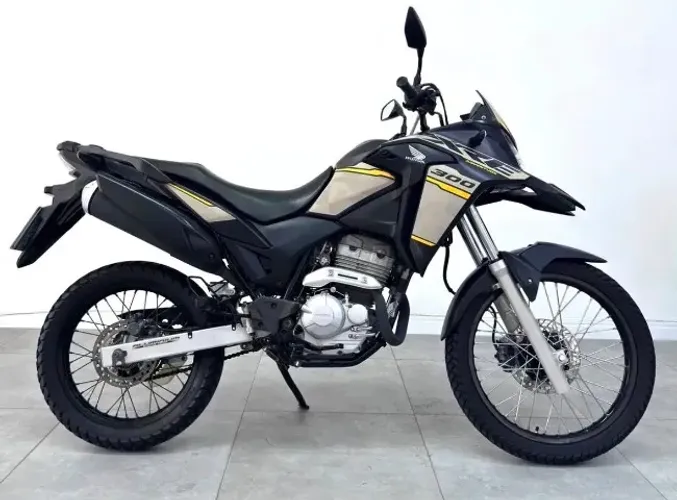 Honda XRE 2023
