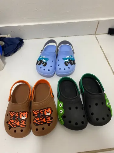 VENDE-SE CROCS INFANTIL MASCULINA
