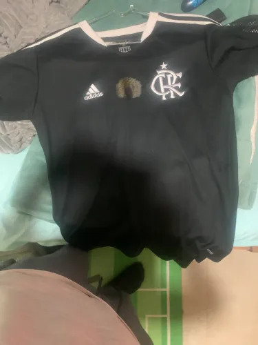 Blusa do flamengo consciência negra temporada 21/22
