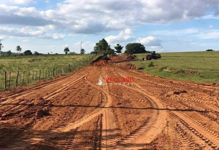 Terreno à venda, 556600 m² por R$ 3.969.999,99 - Centro - Pompéia/SP