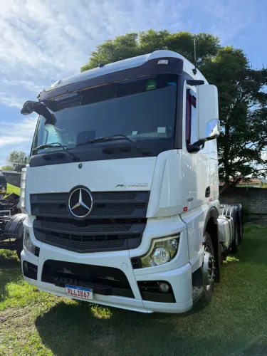Mercedes Bens Actros 2651 ano 2021 com Retarder