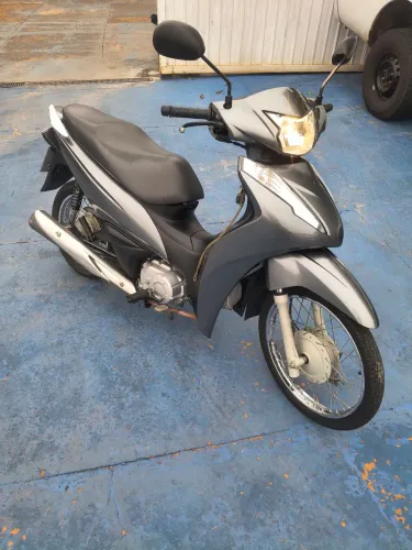 Moto biz 110i revisada  e bem conservada
