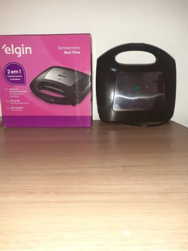 Sanduicheira e Grill Elgin Best Time 800w 2 em 1 Preto - 127v