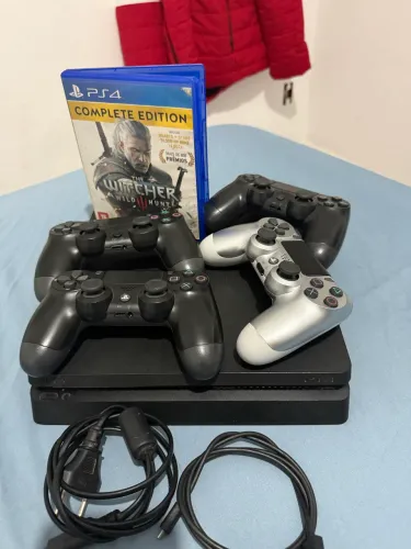 PlayStation 4 - 500GB