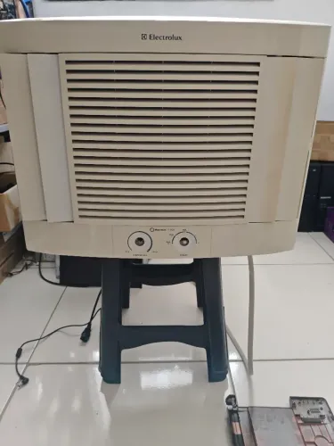 Ar-Condicionado de Janela Electrolux Maximus 7500 BTUs