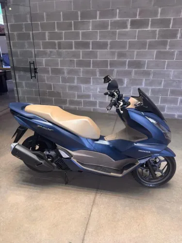 Vende-se moto PCX 160 DLX