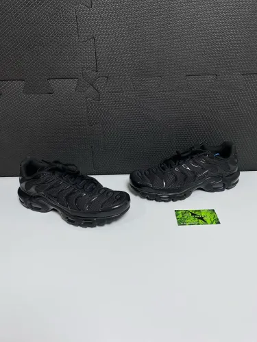 Nike Air Max Plus Black
