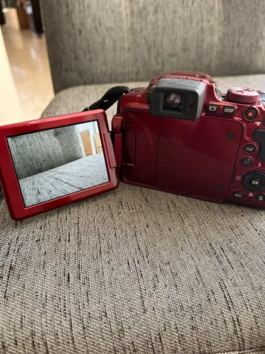 NIKON COOLPIX B700