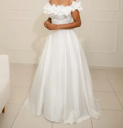 Vestido de noiva luxo