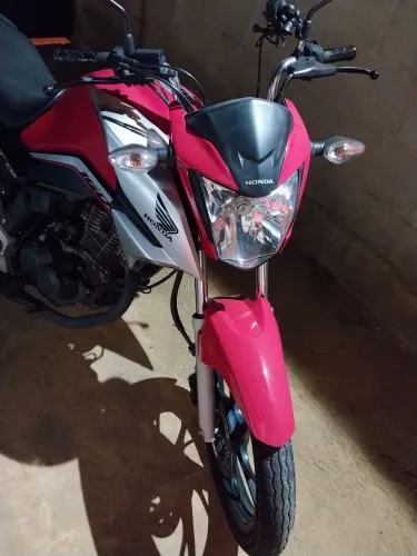 Titan 160 flex 2022/23 - 13600km rodados
