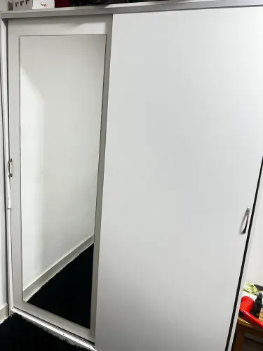 GUARDA ROUPA DE CASAL